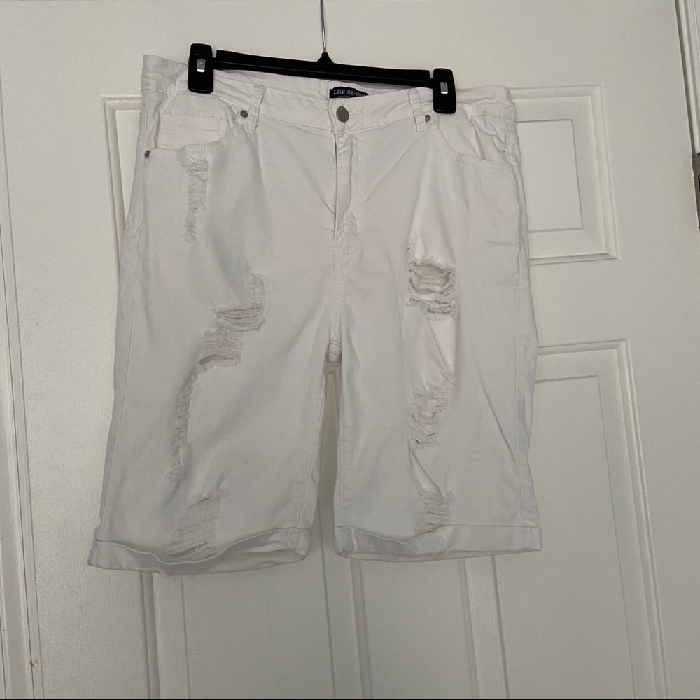 Plus size bermuda shorts